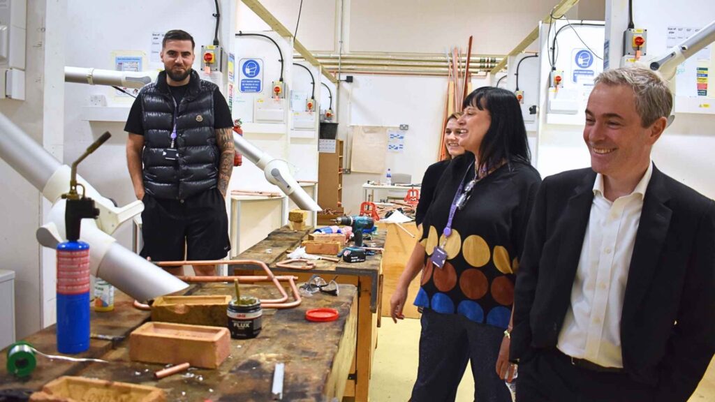 Kate James and David Pinto-Duschinsky MP visit Plumbing Facilities